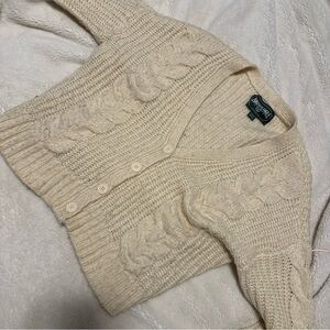 AE CROPPED KNIT CARDIGAN